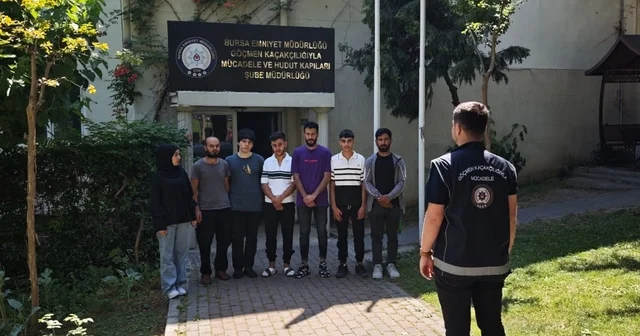 Bursa da 7 kaçak göçmen ve 1 organizatör yakalandı Bursa Haberleri