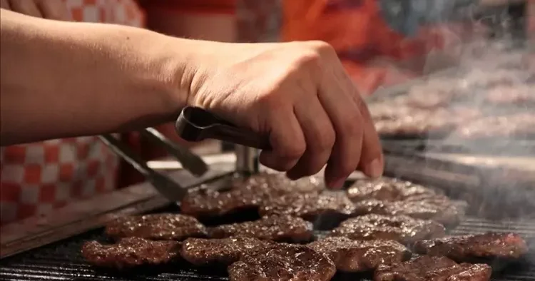 Bakanlık yayınladı! Köfteden kanatlı eti çıktı