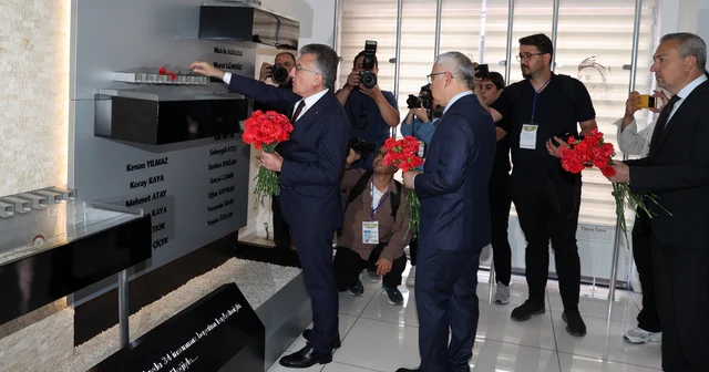 Sivas olaylarında hayatını kaybedenler anıldı Sivas Haberleri