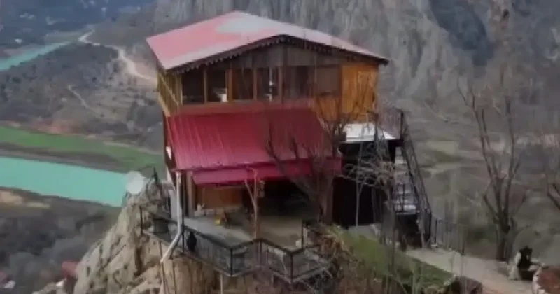 Bu eve adım atmak güç istiyor! Kayalığın tepesinde: Görenler şoke oluyor...