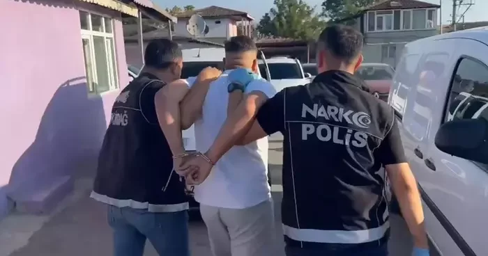 Tekirdağ da bonzai içeceği pazarlayan torbacıya özel operasyon