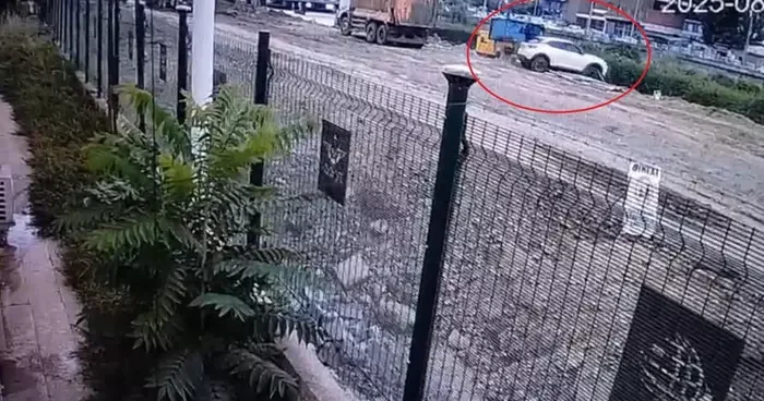 Yer: Samsun! Dönüş yapmak isterken ırmağa düştü
