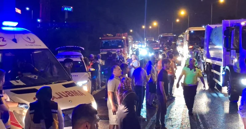 TEM otoyolunda zincirleme kaza: 16 araç hurdaya döndü