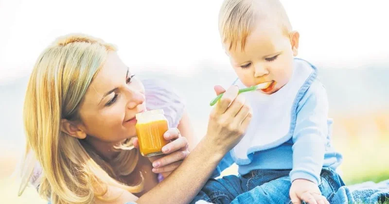 Aşırı işlenmiş bebek mamalarına dikkat!