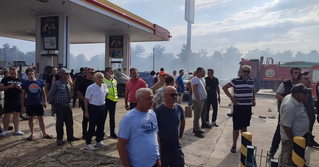 Keşan da anız yangını; akaryakıt istasyonu ve ormana sıçramadan söndürüldü Edirne Haberleri