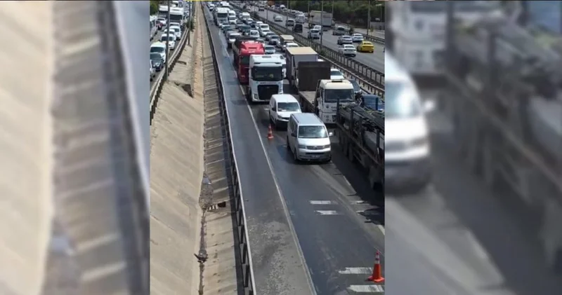 10 araç birbirine girdi trafik kilitlendi