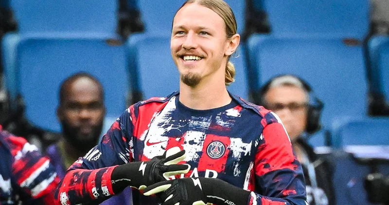 PSG den Galatasaray a transferde kaleci önerisi