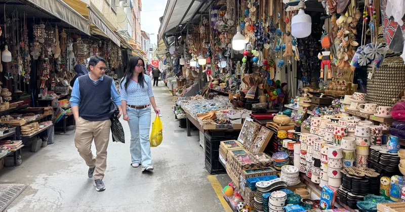 Turistlerden hediyelik eşya alışverişi için rekor harcama