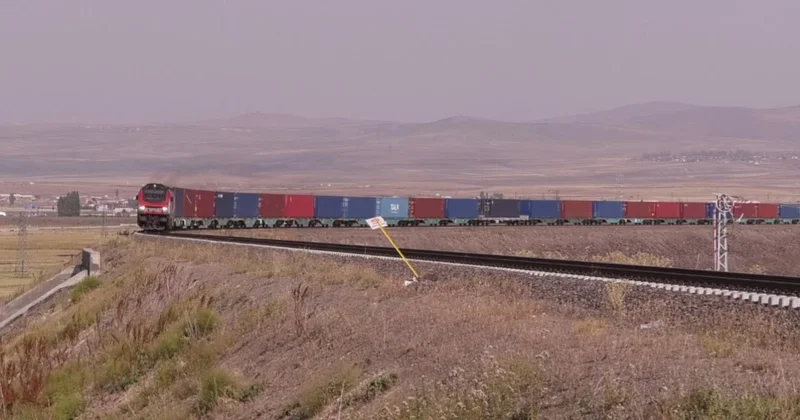 Bakü Tiflis Kars Demiryolu hattıyla 7 ayda 250 bin ton yük taşındı