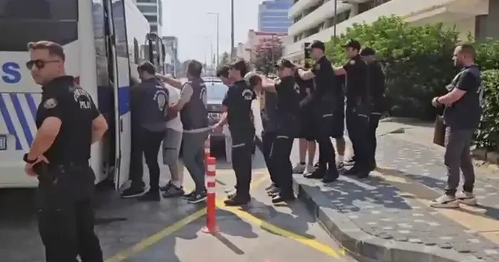 Bursa da online bahis çetesine darbe! Lüks ofise baskın, 7 tutuklama