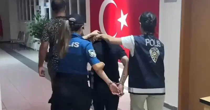 Avcılar da Türk Bayrağı nı araçların önüne atan kadın tutuklandı