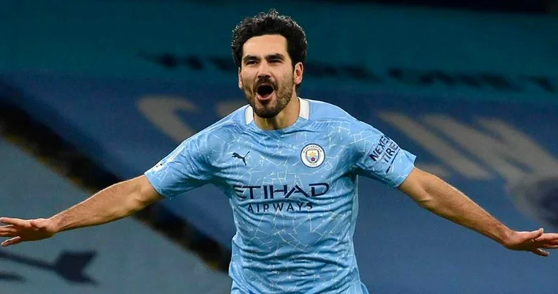 İlkay Gündoğan Galatasaray için İstanbul a geldi