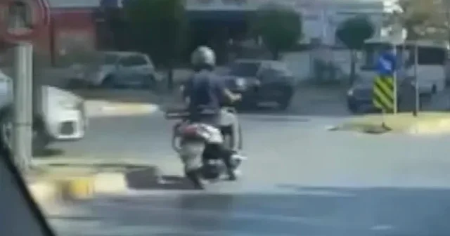 Avcılar’da trafiği tehlikeye atan sürücü yakalandı VİDEO İZLE