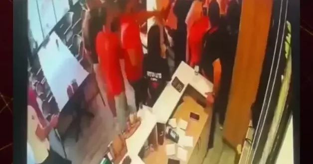 Restoranda taraftarların kavgasında kan aktı! Samsunsporlu taraftar hayatını kaybetti