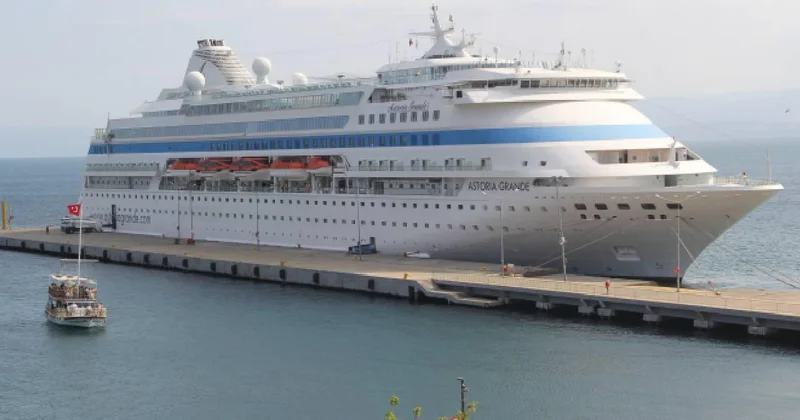 Kruvaziyer turist sayısının yıl sonunda rekor kırması bekleniyor