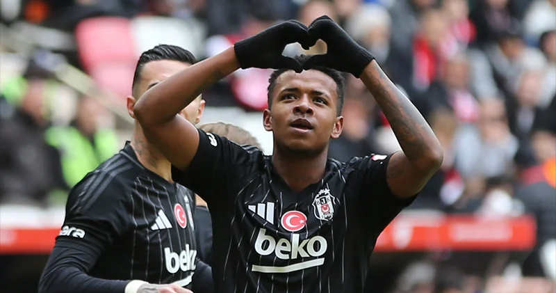 Beşiktaşlı futbolcu Keny Arroyo, Cruzeiro ya transfer oldu