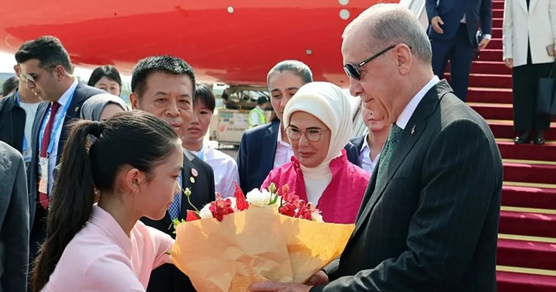 Başkan Recep Tayyip Erdoğan: Özgür Özel’in ne füzelerden haberi var ne de balıkçılıktan!