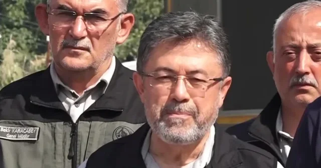 Orman yangınlarında son durum ne? Bakan Yumaklı dan açıklamalar Gündem Haberleri