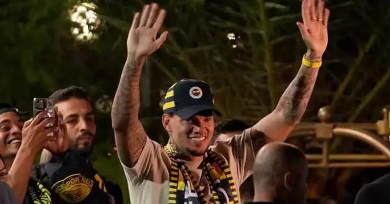 Fenerbahçe nin yeni transferi Ederson, İstanbul da Fanatik Spor Haberleri Video