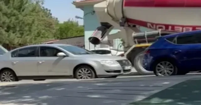 Yolun ortasına beton döken mikser sürücüsü kamerada VİDEO İZLE