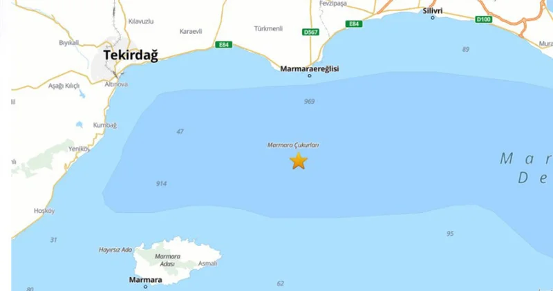 İstanbul deprem: İstanbul da, saat: 14.55 te hissedilen deprem oldu SON DAKİKA