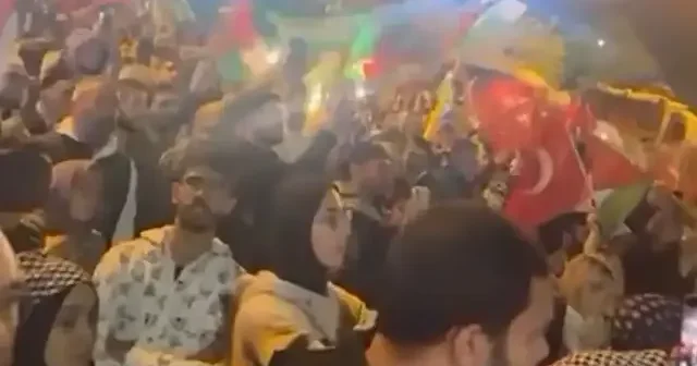 Vatandaşlar Sumud a destek olmak için ABD Konsolosluğu önünde: Vur Kassam vur VİDEO İZLE