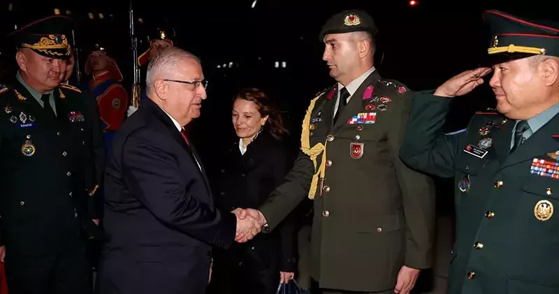 Bakan Güler, Moğolistan da