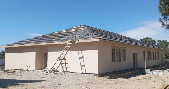 Yarım kalan okul inşaatı yeniden başlıyor
