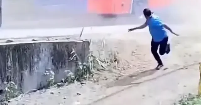 Refleksleri otobüs şoförünü hayatta tuttu:: Freni boşalan araçtan takla atarak atladı VİDEO İZLE