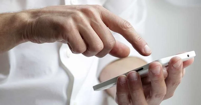 Telefonuna gelen bu mesaja tıkladı: Hayatının şokunu yaşadı!