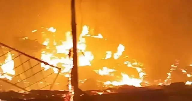 Rusya dan Sumi ye saldırı: Bazı binalarda yangınlar çıktı VİDEO İZLE