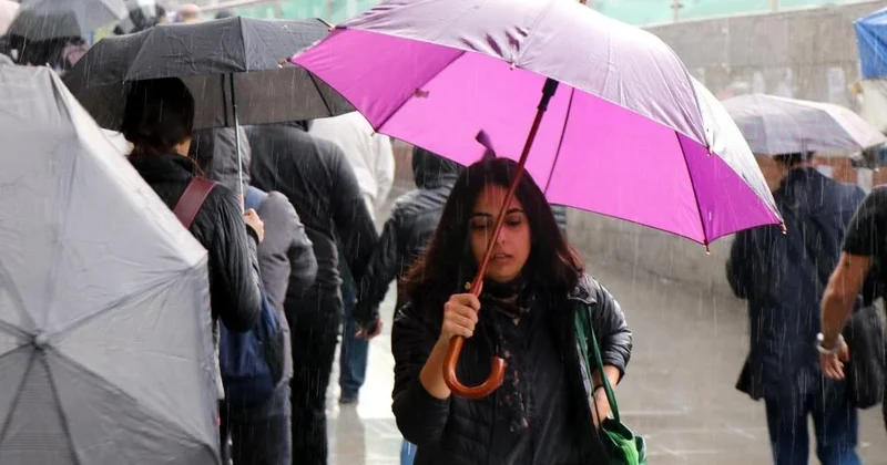 SON DAKİKA SAĞANAK UYARISI! Meteoroloji hava durumu tahminleri il il yayınlandı: Yarın (3 Ekim Cuma) hava nasıl olacak, İstanbul da yağmur var mı, nerelere...