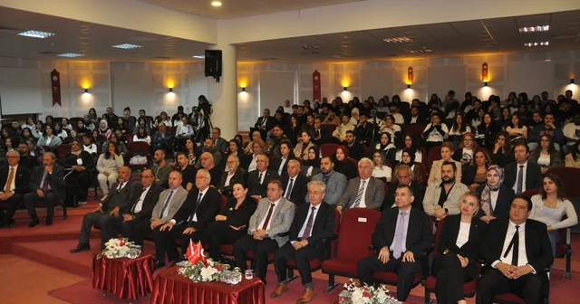 Kütahya da Ahmet Yakupoğlu 4. Uluslararası Sanat ve Tasarım Sempozyumu gerçekleştirildi Kütahya Haberleri
