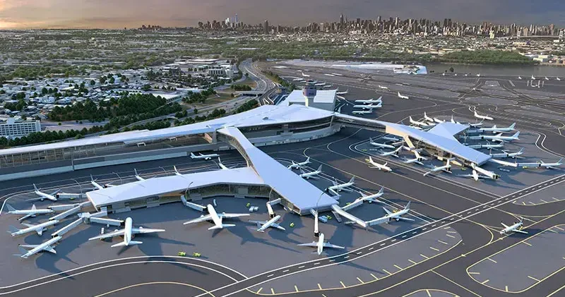 New York ta iki uçak pistte çarpıştı