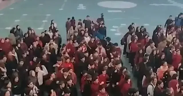 İmam hatip öğrencileri Sumud Filosu na böyle selam yolladı VİDEO İZLE