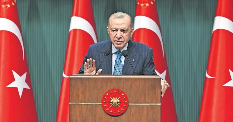 Birbirlerini övenler gırtlak gırtlağa