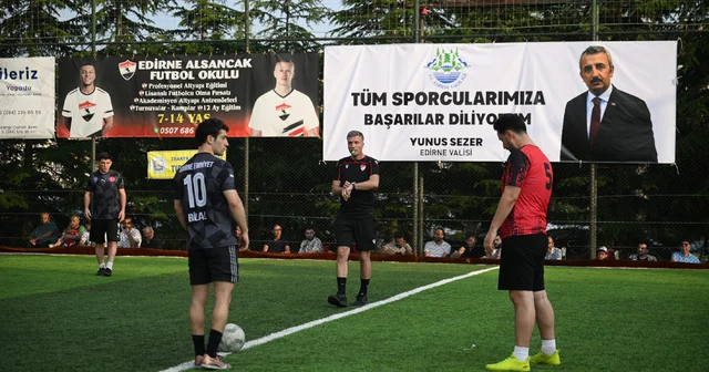 Edirne Emniyet Müdürlüğü halı saha turnuvasında şampiyon oldu Edirne Haberleri