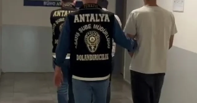 Antalya da dolandırıcılık operasyonunda yakalanan 2 şüpheli tutuklandı Antalya Haberleri