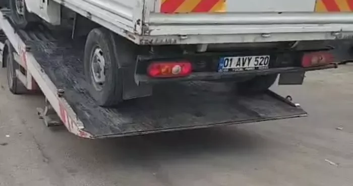 Ters yöne girip kadın şoföre hakaret etti, ehliyetsiz çıktı: 43 bin TL ceza kesildi