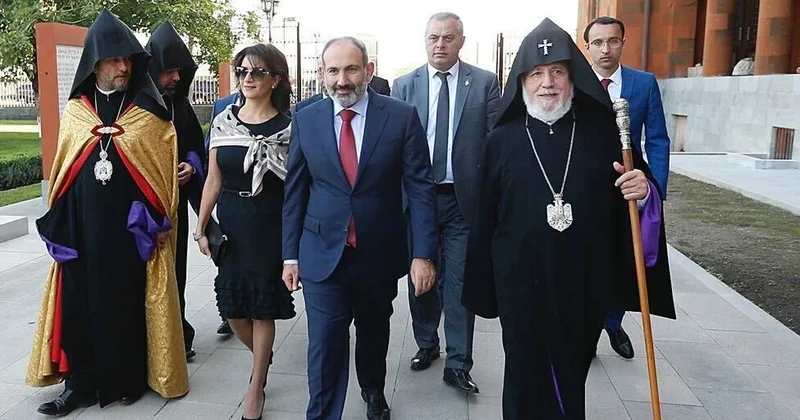 Paşinyan ın Katolikos II. Karekin hakkındaki iddialarına Yüksek Ruhani Konsey yanıt verdi Agos