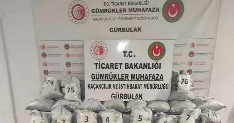 Kömüre emdirilmiş, 1 ton 870 kilogram metamfetamin ele geçirildi