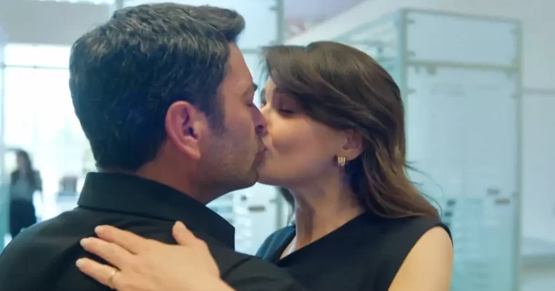 Uzak Şehir de nefes kesen sahne! Sinem le öpüşmem diyen Ozan Akbaba kural bozdu