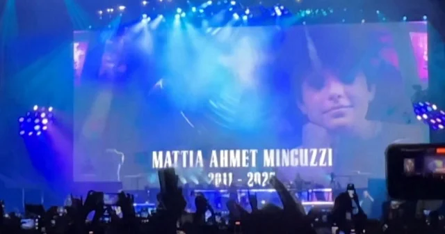 Ünlü rock grubu Cennetin Kapısını Çalıyorum şarkısını Mattia Ahmet Minguzzi ye armağan etti VİDEO İZLE