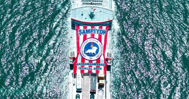 Şampiyonun bayrağı Marmara Denizi’nde dalgalandı Futbol Haberleri
