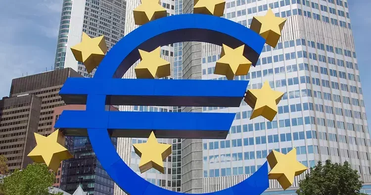 Euro bölgesi enflasyonu düştü