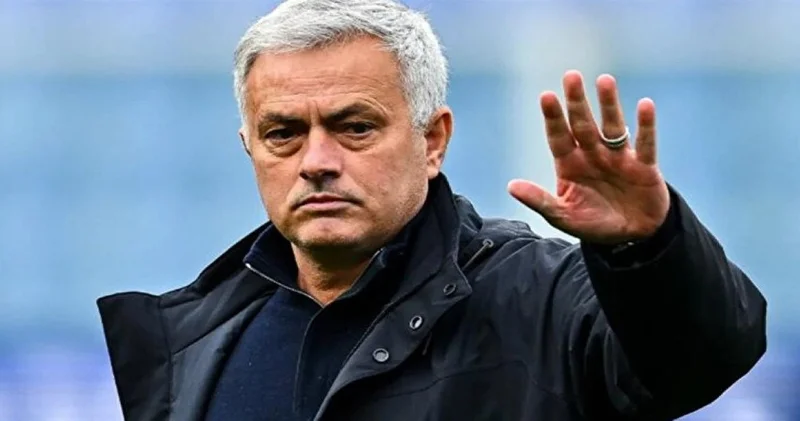 Mourinho veda etti!