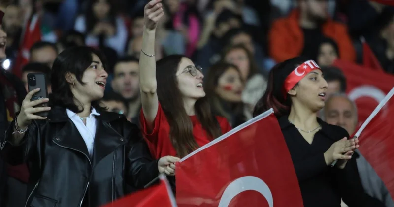 Milli takımın kritik maçı şifresiz kanalda: Maçın saatine dikkat!
