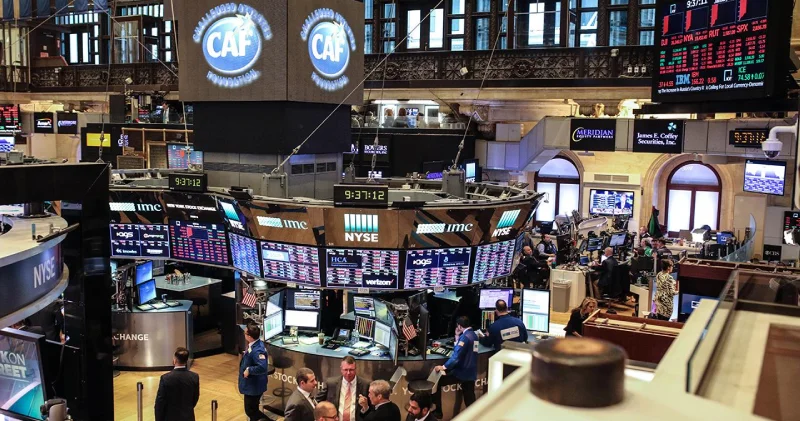 New York Borsası karışık seyirle açıldı