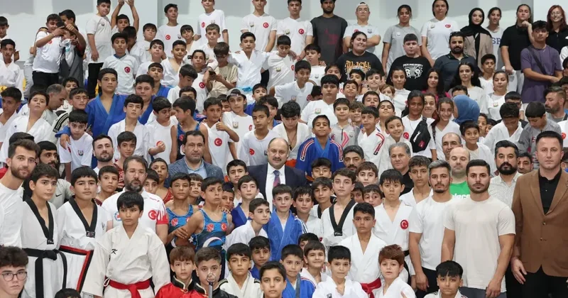 Şanlıurfa Büyükşehir Belediyesi, 2025 yaz spor okulları sezonunu coşkuyla açtı