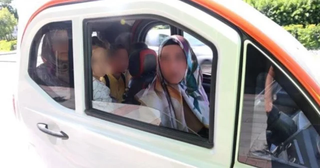 Konya da fazla yolcu taşıyan sürücüden polise ilginç savunma: 3 çocuk 1 kişi yapar VİDEO İZLE